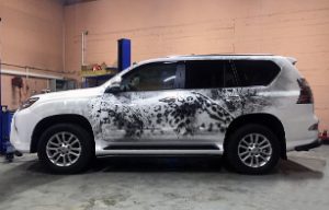 Винилография на бортах Lexus GX460