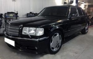 Полная оклейка пленкой Avery Mercedes-Benz W126