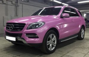 Полная оклейка пленкой розовый металлик Mercedes-Benz ML