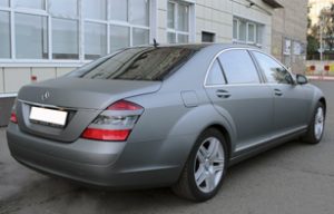 Оклейка пленкой Mercedes-Benz S 500 W221 в серый матовый металлик