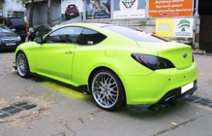 Полная оклейка Hyundai Coupe салатовой пленкой