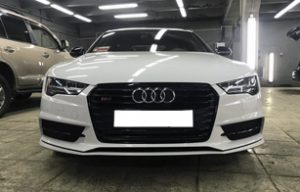 Полосы на борта для Audi A7 2