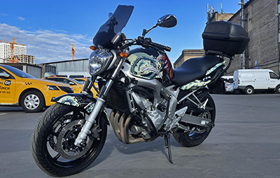 Винилография на мотоцикл Yamaha FZ6