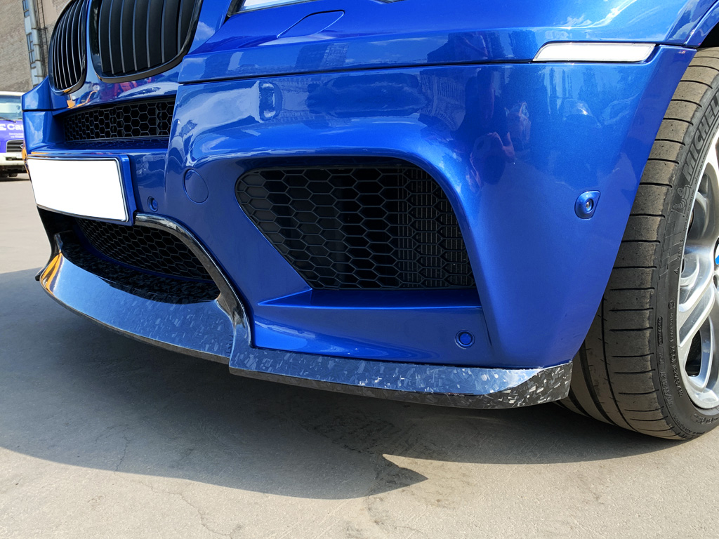 Оклейка накладки переднего бампера на BMW X6