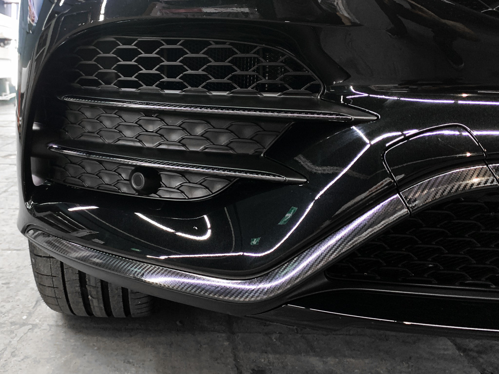 Оклейка молдинга карбоновой пленкой