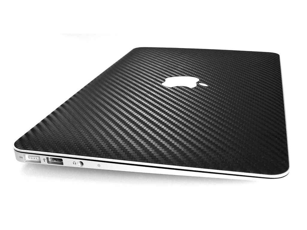 Оклейка ноутбука пленкой