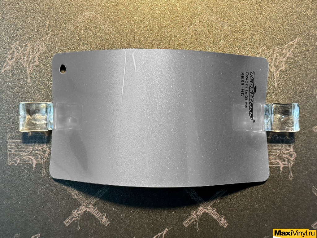 Серебристый глянцевый металлик