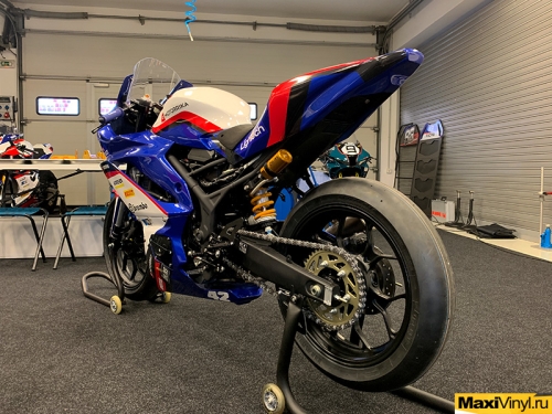 Наклейки на мотоцикл Yamaha YZF-R3 для команды Motorrika