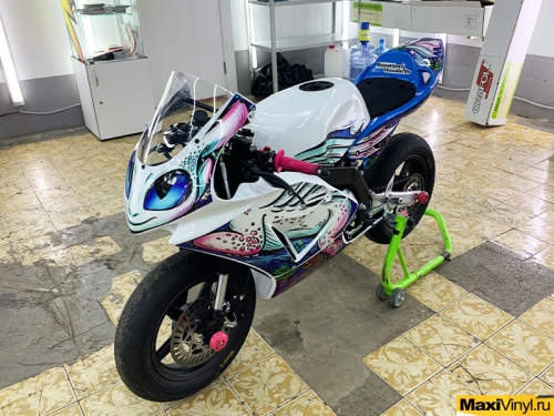 Оклейка мотоцикла Kayo Mini GP винилографией