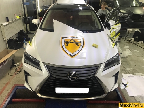 Брендирование Lexus RX350 для школы борьбы