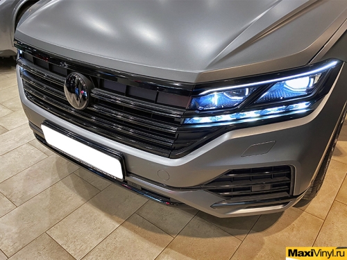 Полная оклейка Volkswagen Touareg в серый матовый металлик