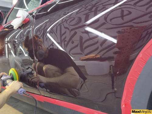 Преображение Mini Cooper Clubman с помощью наклеек и детейлинга