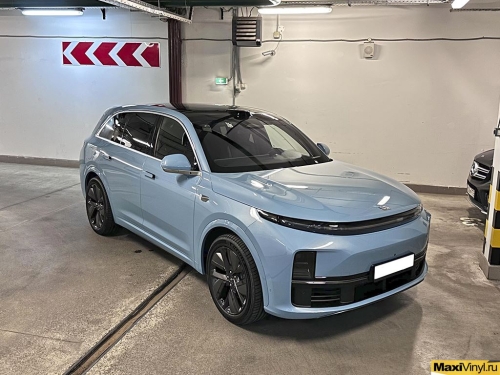 Оклейка зоны риска LiXiang L7 прозрачным глянцевым полиуретаном