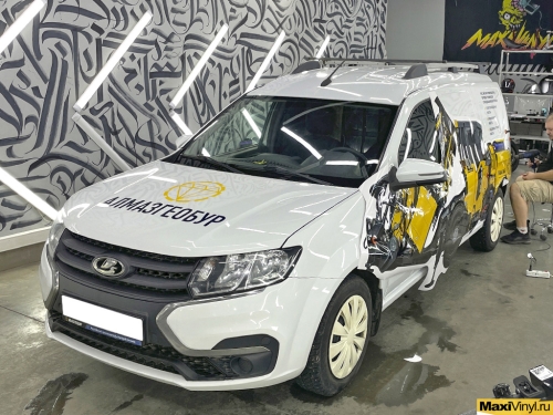 Брендирование Lada Largus для Алмазгеобур