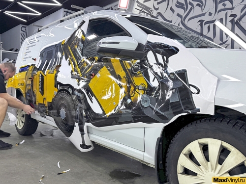 Брендирование Lada Largus для Алмазгеобур