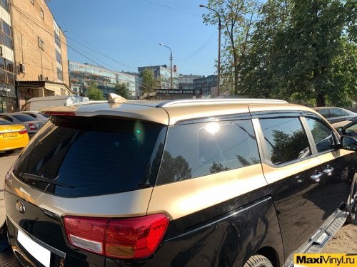 Оклейка верхней части KIA Carnival