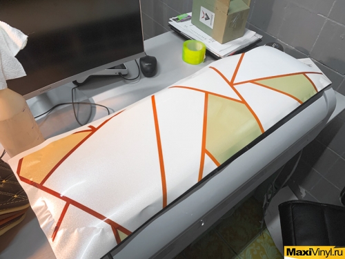 Оклейка кондиционера Haier винилографией