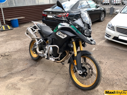 Полная оклейка мотоцикла BMW GS F850