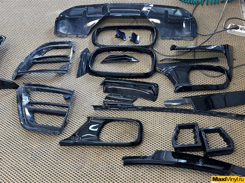 Оклейка BMW X6 F16 в серый матовый металлик