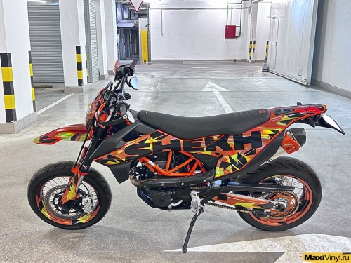 Оклейка мотоцикла KTM 690 SMC хром наклейками