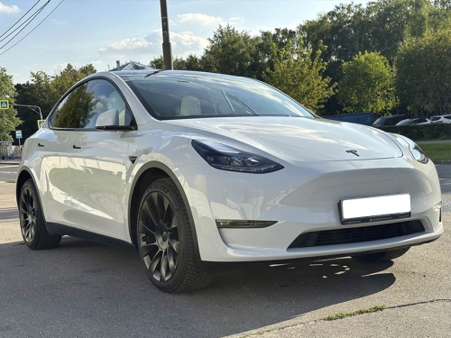 Полная оклейка Tesla Model Y пленкой Vega PPF Gloss Ash Grey