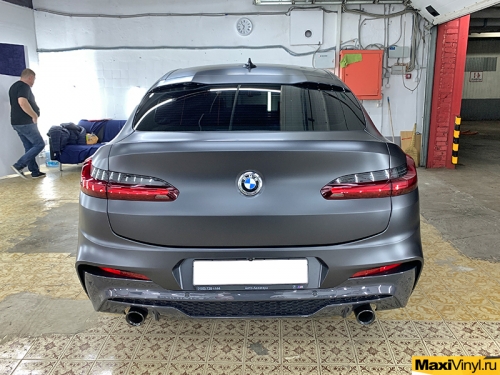 Полная оклейка BMW X4 в матовый полиуретан