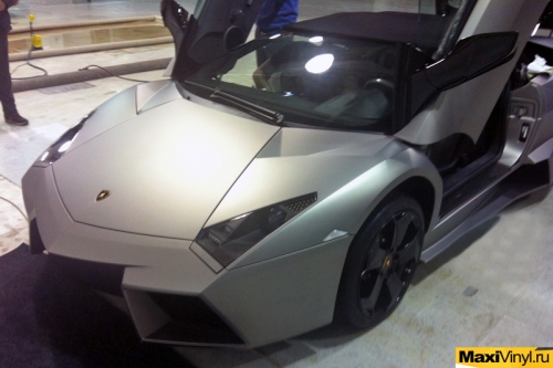 Полная оклейка Lamborghini Aventador Roadster в серый матовый металлик