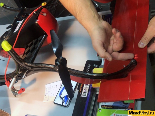 Брендирование беспилотного летательного аппарата Geobox FIXAR-007