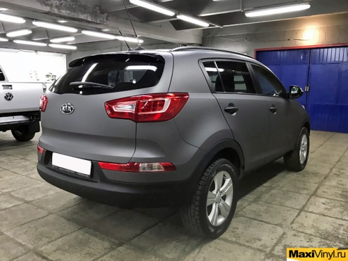 Полная оклейка KIA Sportage в серый матовый металлик