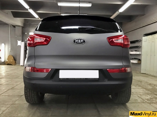 Полная оклейка KIA Sportage в серый матовый металлик