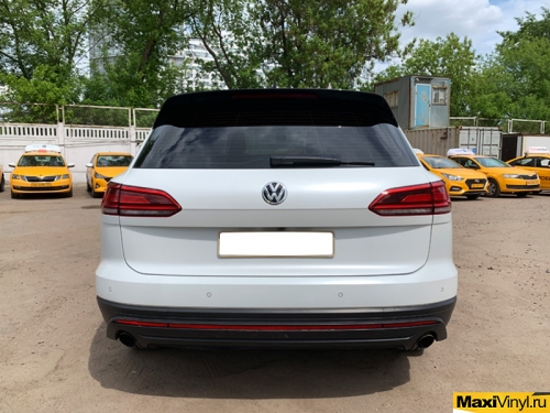 Полная оклейка Volkswagen Touareg в матовый Llumar