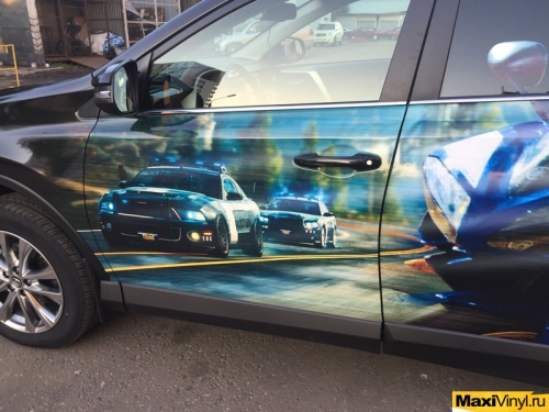 Винилография на бортах Toyota Rav4