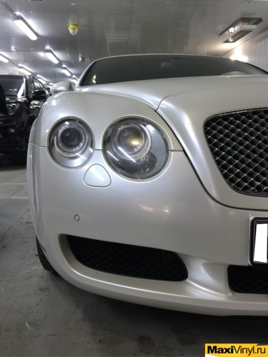 Полная оклейка пленкой белый перламутр Bentley Continental GT