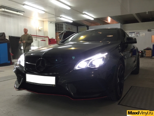 Оклейка отдельных деталей кузова на Mercedes-Benz E class Coupe