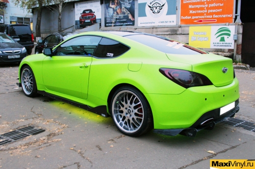 Полная оклейка Hyundai Coupe салатовой пленкой