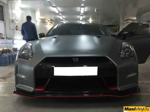 Полная оклейка Nissan Skyline GTR35 пленкой KPMF