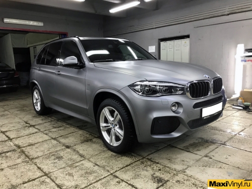 Полная оклейка BMW X5 в прозрачный мат