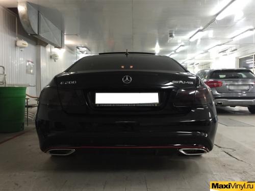 Оклейка отдельных деталей кузова на Mercedes-Benz E class Coupe