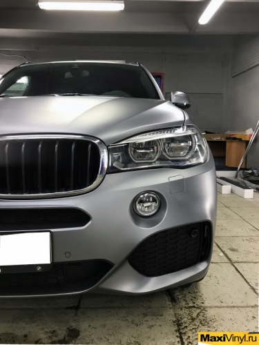 Полная оклейка BMW X5 в прозрачный мат