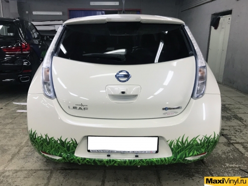 Брендирование электромобиля Nissan Leaf