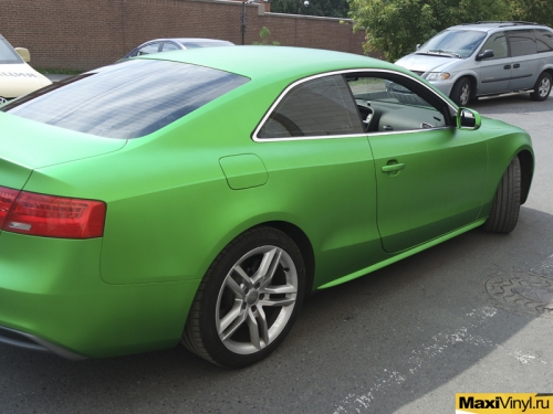 Полная оклейка Audi A5 в зеленый металлик