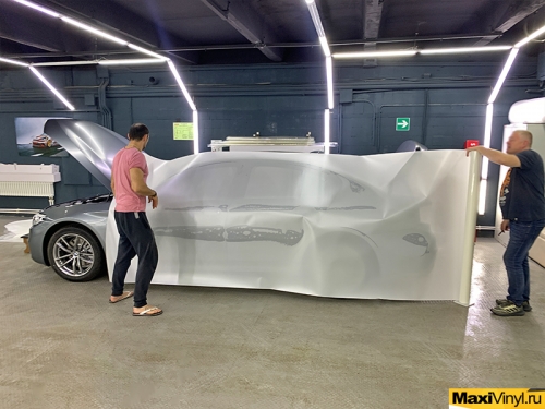 Полная оклейка BMW 5 серии в матовый полиуретан