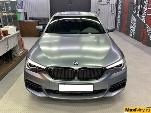 Полная оклейка BMW 5 серии в матовый полиуретан