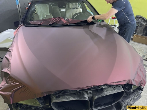 Оклейка BMW 6 F13 в хамелеон