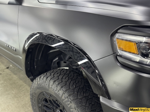 Частичная оклейка Dodge RAM 1500