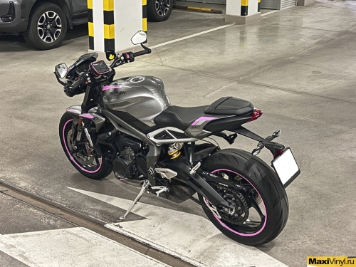 Наклейки на мотоцикл Triumph Street Triple RS
