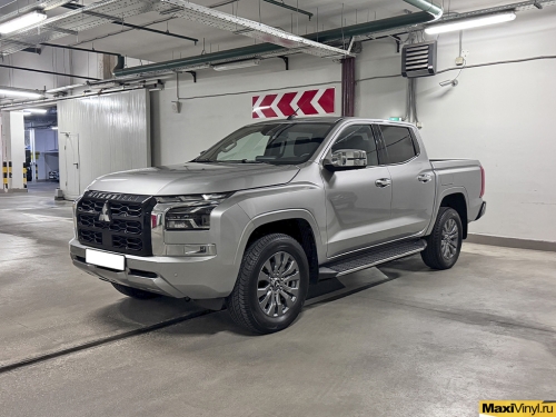 Оклейка прозрачной полиуретановой пленкой Mitsubishi L200