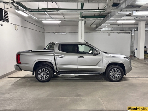 Оклейка прозрачной полиуретановой пленкой Mitsubishi L200