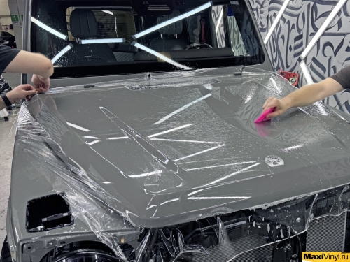 Полная оклейка Mercedes-Benz G class полиуретановой пленкой