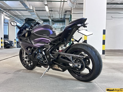 Оклейка BMW S1000RR в черно-фиолетовый хамелеон